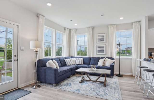 73 ALEXANDER WAY photos photos