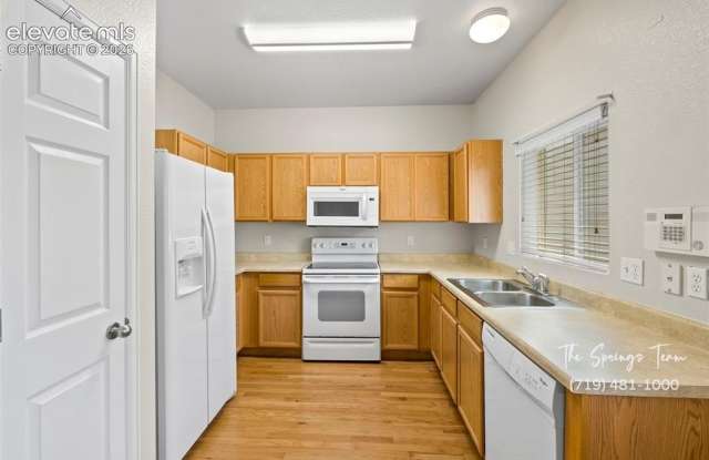 2731 Scotchbroom Point Gallery 4
