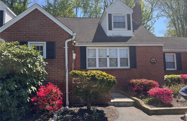 57 E Hall Avenue photos photos