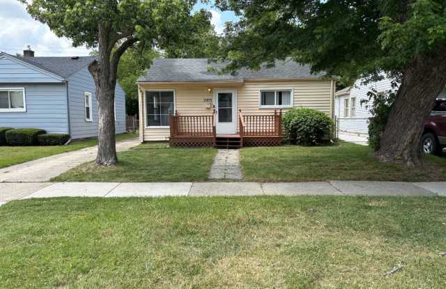 Cozy 2 Bedroom, 1 bath in Warren photos photos