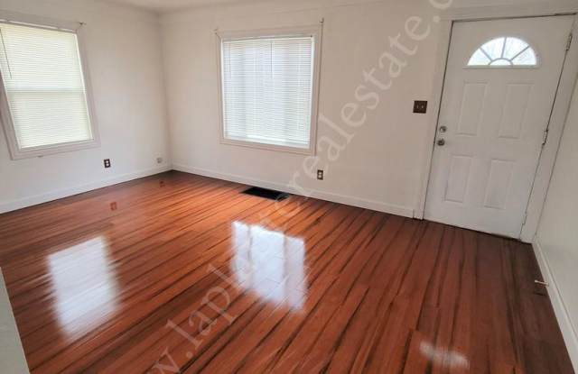 1124 Underwood Avenue Gallery 3