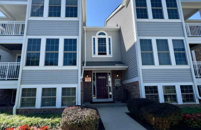 Spacious 2BD/1BA Condo with Sunroom & Private Balcony in Pikesville, MD! Gallery 1