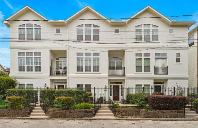3930 Blossom Street - 3930 Blossom Street, Houston, TX 77007