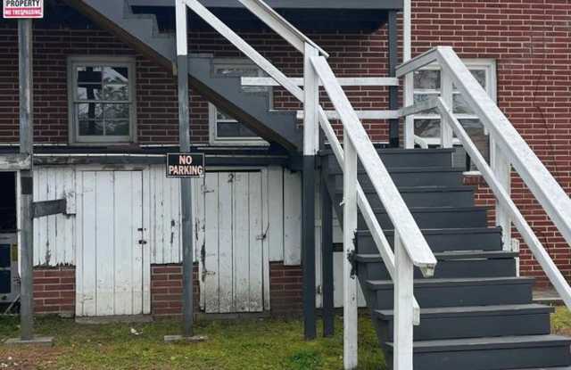 1701-4 Queens Rd. photos photos