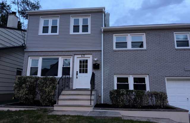 40 Dewey Street - 40 Dewey Street, Bloomfield, NJ 07003