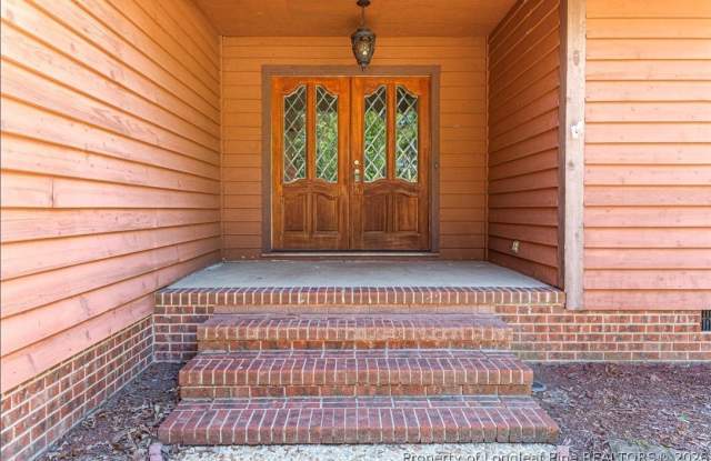 4463 Briton Circle Gallery 4