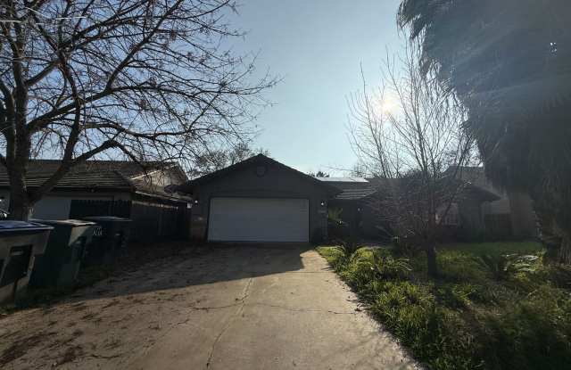 3 bedrooms, 2 full bathrooms single-story home located in the heart of Visalia, CA. photos photos