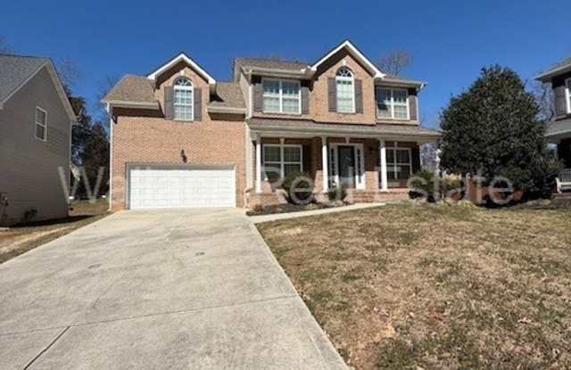 LOCATED IN HALLS: BEAUTIFUL 2 STORY HOME WITH 3 BEDROOMS AND 2.5 BATHS photos photos