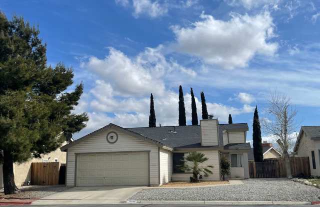 Charming Home in Hesperia- HOA Community- 3 Bedrooms, 2 Bathrooms, Community Park photos photos