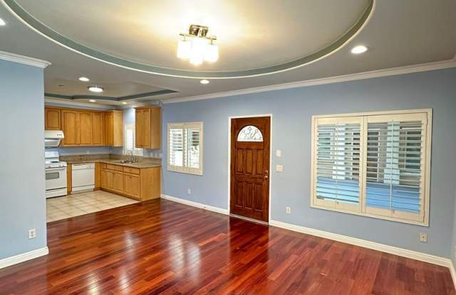 San Gabriel 2 bed 2 bath - Senior 55+ Community - Great Amenities - Gorgeous!!! Gallery 3