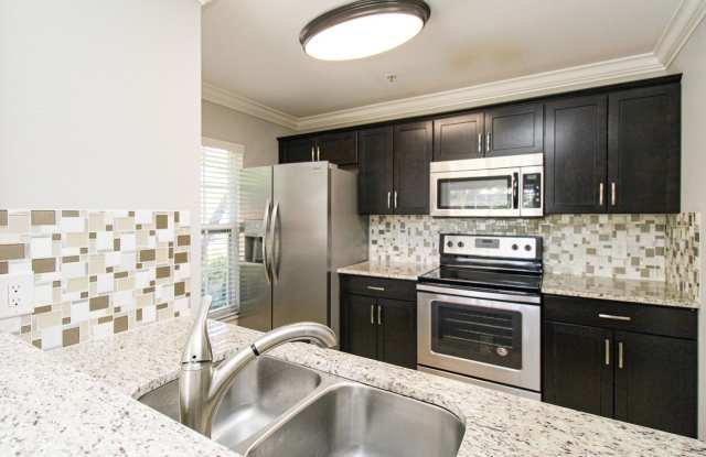 ***2 BED + DEN/2.5 BATH RENTAL***PERFECT LOCATION***NORTH NAPLES***UPDATED TOWNHOUSE***HERITAGE BAY*** photos photos