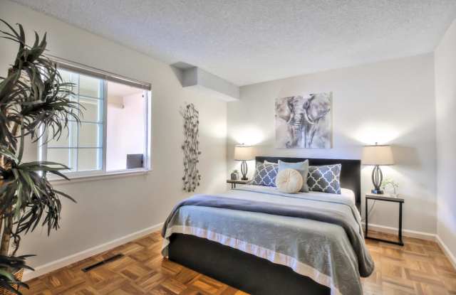 20996 Pepper Tree LN Gallery 4