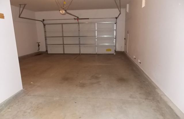 4 Bedroom Home for Rent in Perris | 1599 Alberhill St Gallery 1