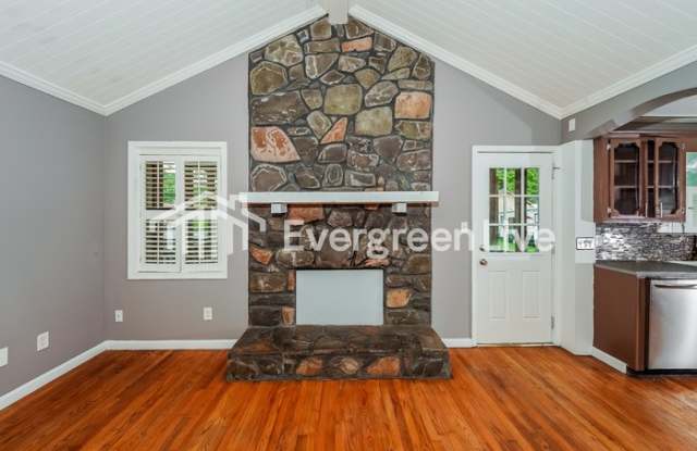 5555 Saddle Ridge Drive Gallery 2