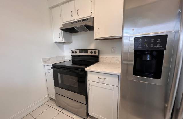 5403 BAYSIDE Drive Gallery 4