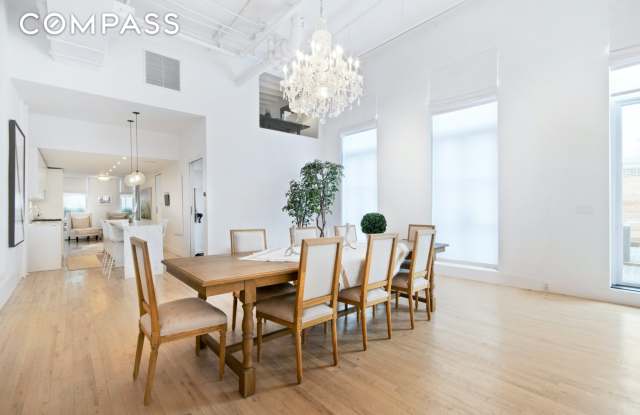 85 Grand Street Gallery 2