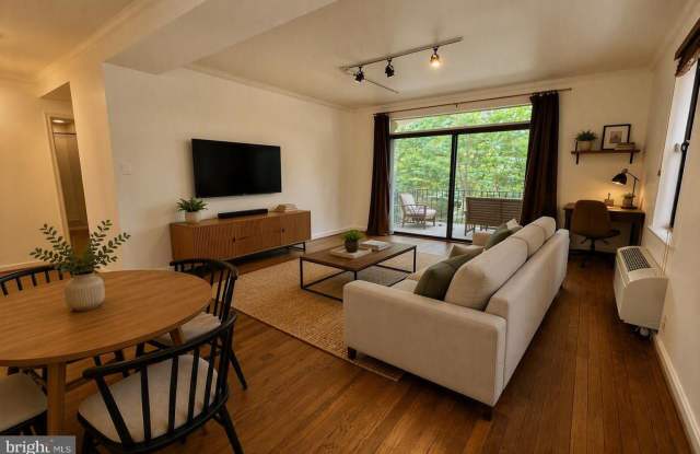 2310 ASHMEAD Place NW Gallery 2