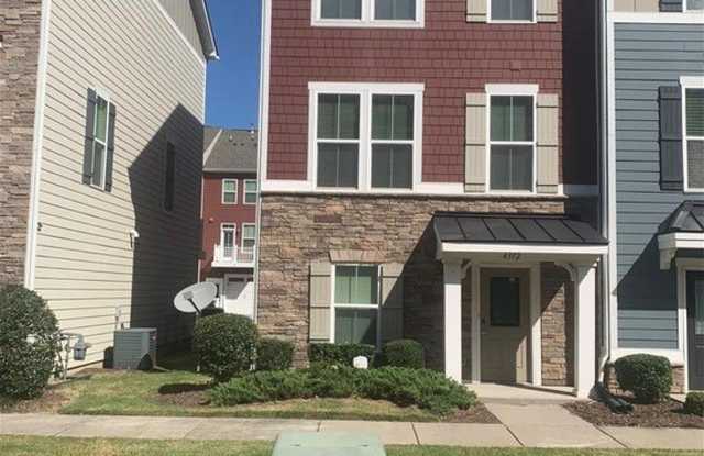 4372 Pickney Lane - 4372 Pickney Lane, Chesapeake, VA 23324