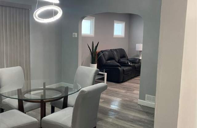 4429 Forestwood Drive Gallery 4