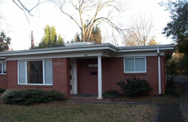 312 South Academy Street - 312 South Academy Street, Mooresville, NC 28115