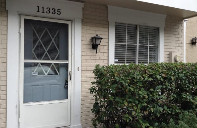 11335 REGAL SQUARE DRIVE - 11335 Regal Square Drive, Temple Terrace, FL 33617