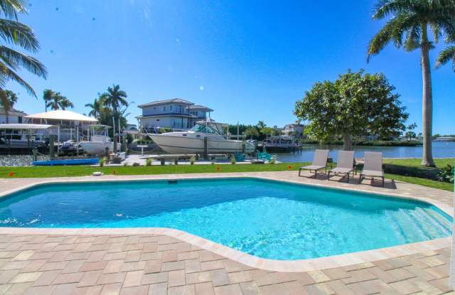 ** LUXURY WATERFRONT LIVING ** BRAND-NEW CONSTRUCTION ** IMPERIAL SHORES OF BONITA SPRINGS ** 3 Bedrooms\3.5 Bathroom ** Seasonal ** BE THE FIRST TO LIVE HERE ** DOLPHIN  MANATEE SIGHTINGS ** photos photos