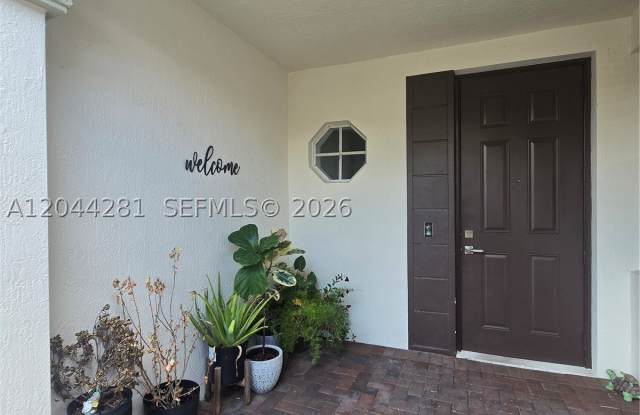 9738 Darlington Pl Gallery 4