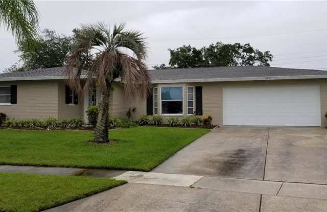 6711 KEYSTONE DRIVE - 6711 Keystone Drive, Gulf Gate Estates, FL 34231