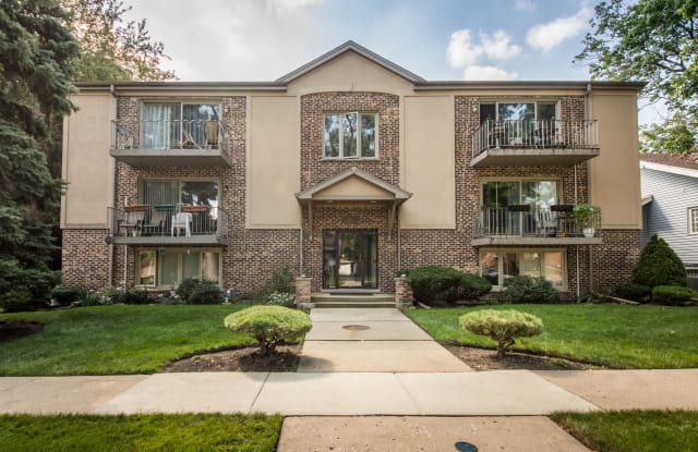 1611 ASHLAND Avenue - 1611 Ashland Avenue, Des Plaines, IL 60016