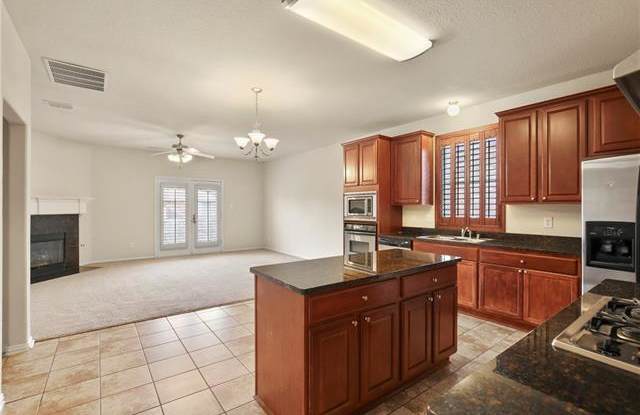 11570 La Grange Drive Gallery 4