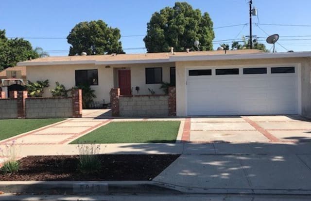 5848 E Rogene Street - 5848 E Rogene St, Long Beach, CA 90815