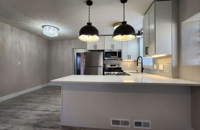 6616 Alamo Ave. photos photos