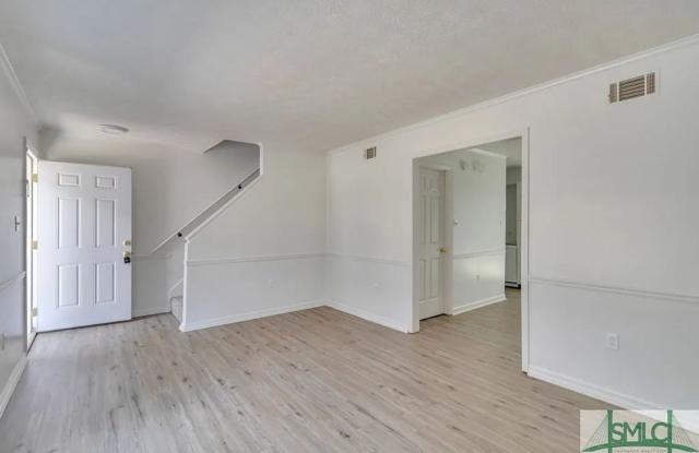 Spacious 2-Bedroom Brick Townhome with Private Fenced Yard Gallery 3