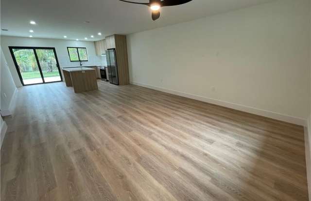 3619 Poplar Way Gallery 4