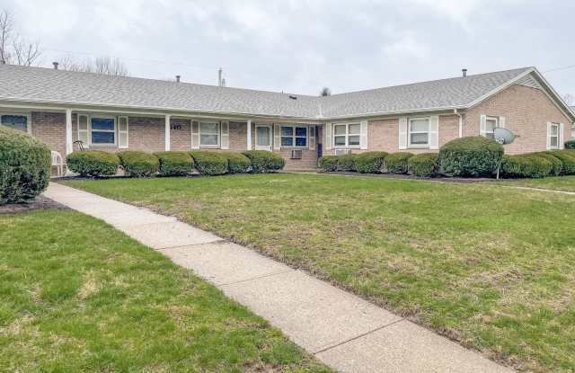 Newly Updated 2 Bedroom Gallery 3