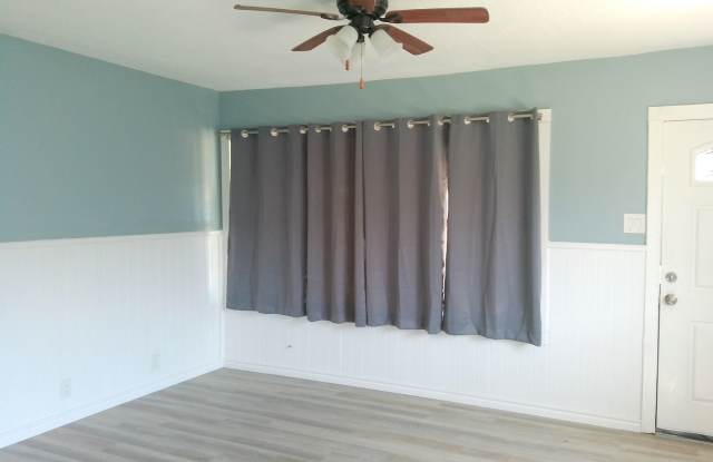 4313 Molina Dr - 2/Bed 1/Bath - $1250/month Gallery 3