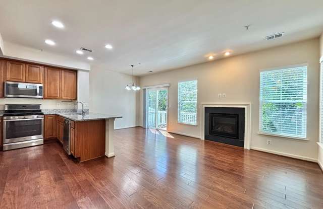 1599 RENATE Drive Gallery 3
