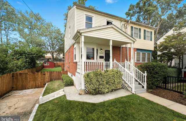 6942 UNIVERSITY Drive - 6942 University Drive, Groveton, VA 22307