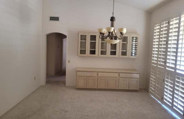 14624 W WINDCREST Drive Gallery 3