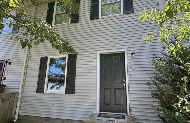 723 Hemlock Street - 1 photos photos