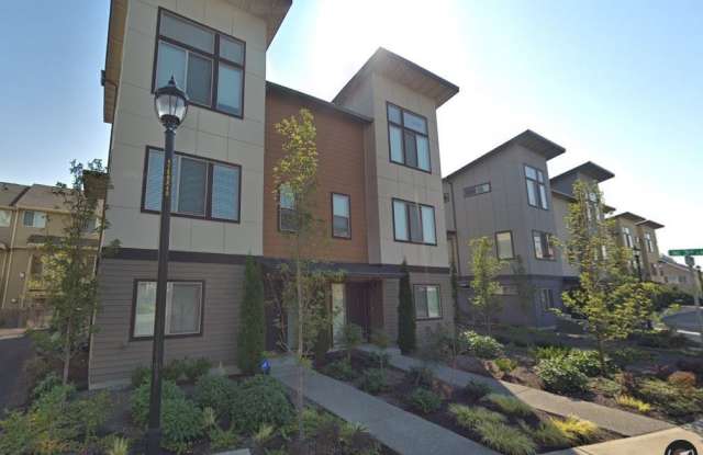 330 Chelan Ave NE - 330 Chelan Avenue Northeast, Renton, WA 98059