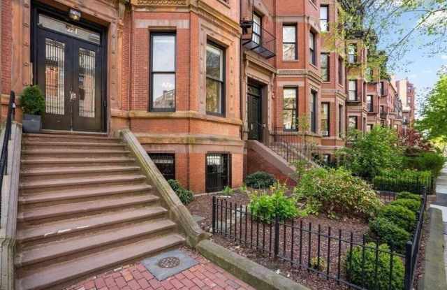 271 Beacon St photos photos