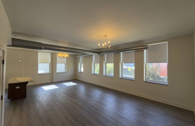 95 Grant Street Gallery 4