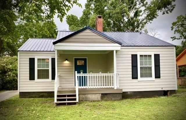 1461 Linwood Drive W photos photos