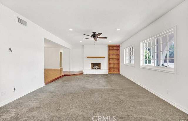 6099 Nutmeg Lane Gallery 3