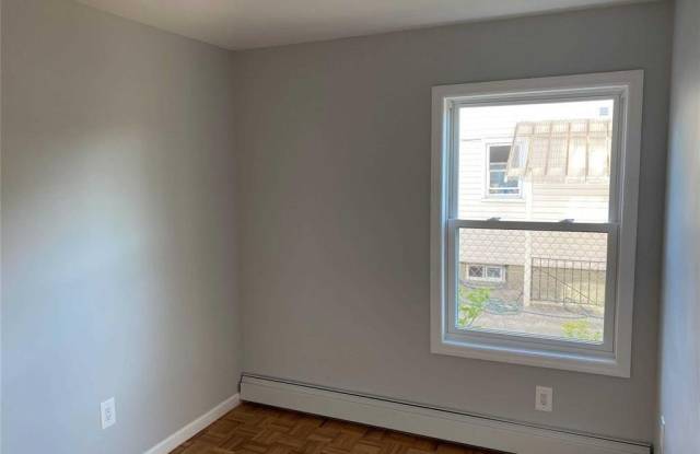 158 Rhodes Avenue photos photos