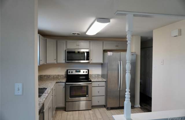 1206 McLean Court Gallery 2