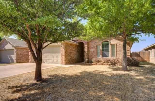 2204 101st St photos photos