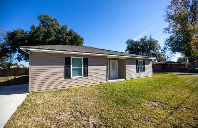 1350 S Stanford St Unit 1 photos photos