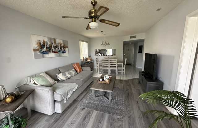 3138 Via Poinciana Gallery 1